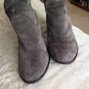 ADDITIONAL PHOTOS