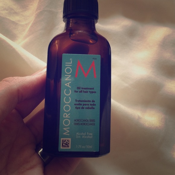 SOLD Morrocanoil Oil treatment for all hair types