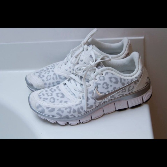 Nike Free Cheetah print running shoe