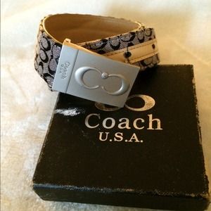 Coach belt