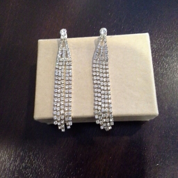 💥Dangling Rhinestone Earrings