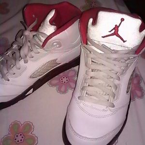 Fire red 5's size 3Y