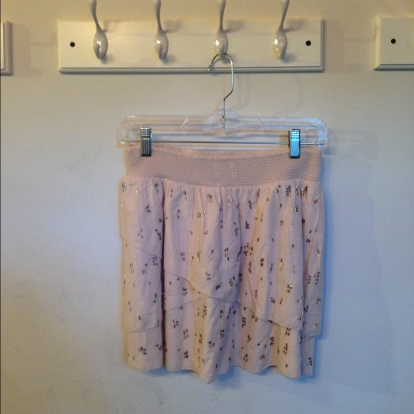 American Eagle Outfitters Dresses & Skirts - powder pink skirt with beading