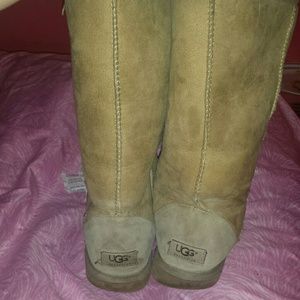 Uggs size 8