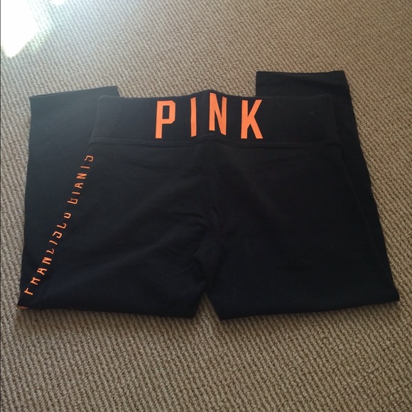 Victoria's Secret yoga pants.