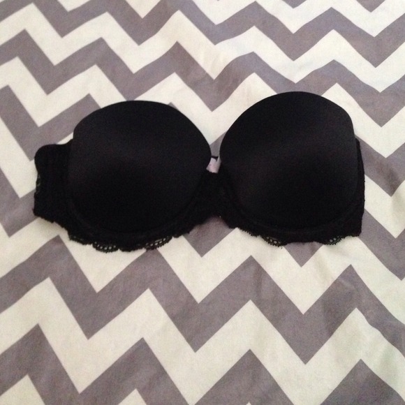 Victoria's Secret Pink strapless push up 34C bra