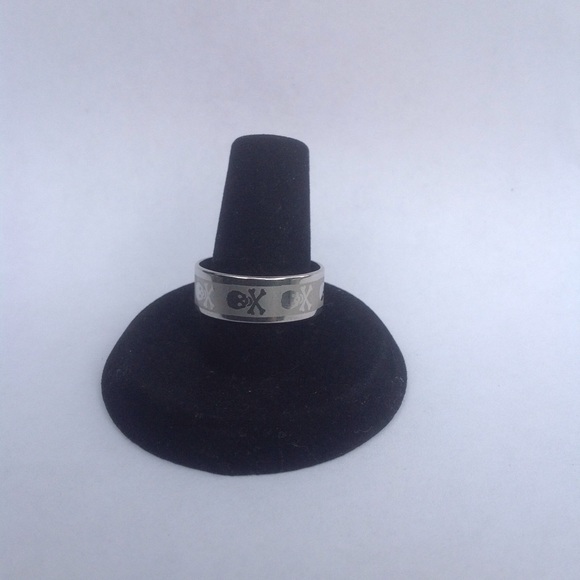 BUY ONE GET ONE HALF (200+ ITEMS) - Picture 3 of 3