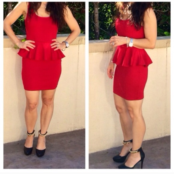 Dresses & Skirts - Chic peplum dress