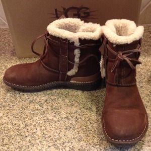 Ugg la jolla goober women's boots