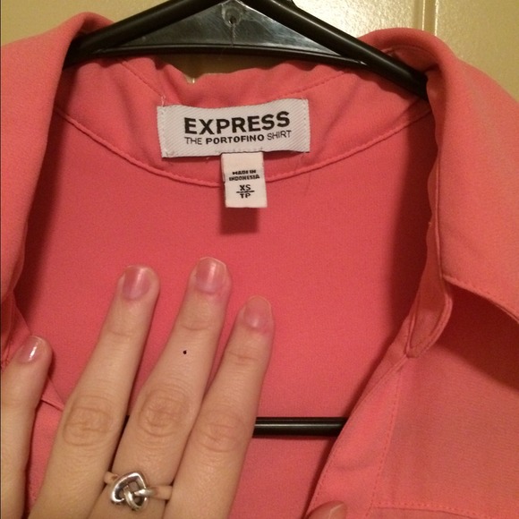 Express crop top - button down - Picture 2 of 3