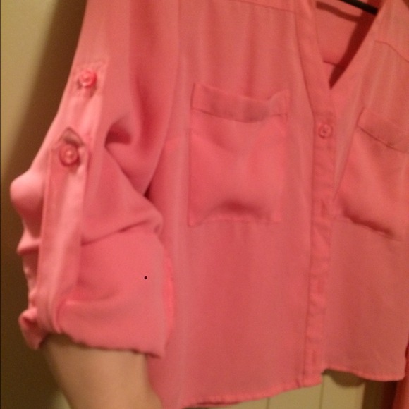 Express crop top - button down - Picture 3 of 3