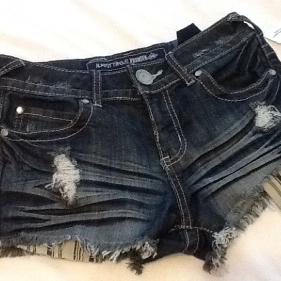 Almost Famous Denim shorts