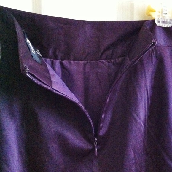 Eggplant bow skirt - Picture 3 of 3