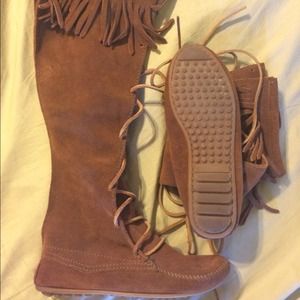 Minnetonka moccasins