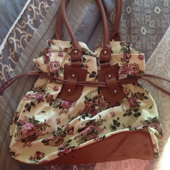 Adorable Floral canvas purse