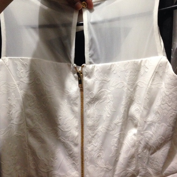 Dress - Picture 3 of 4