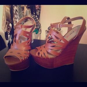 Nude brand new wedges