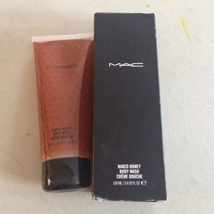 Limited‼️ MAC Naked Honey