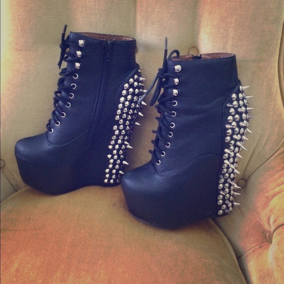 Authentic Jeffrey Campbell Spiked Damsels