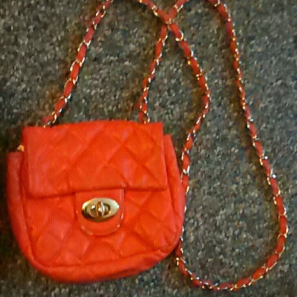 Long shoulder bag