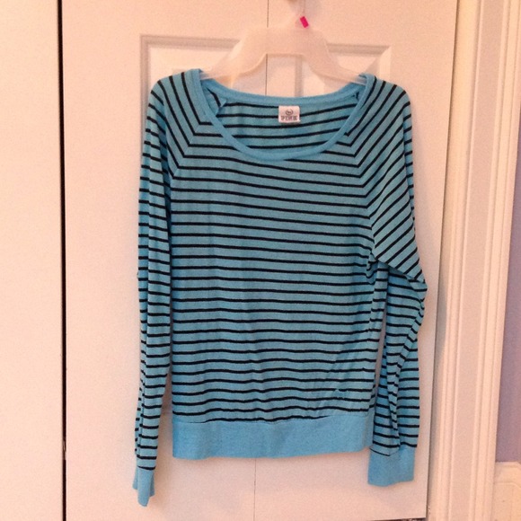 Pink (Victoria's Secret) blue shirt