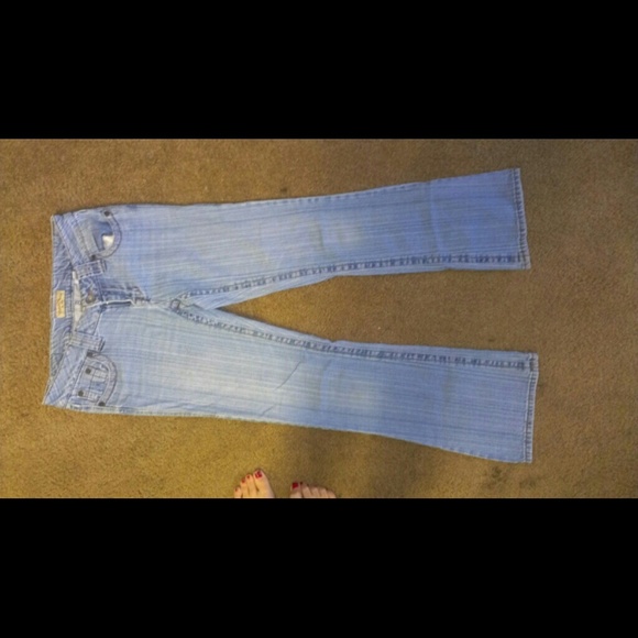 Light jeans