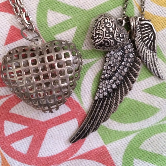 necklace - Picture 3 of 4