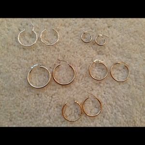 5 pairs of hoop earrings