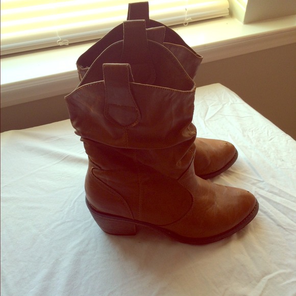⭐️reserved⭐️cowgirl boots