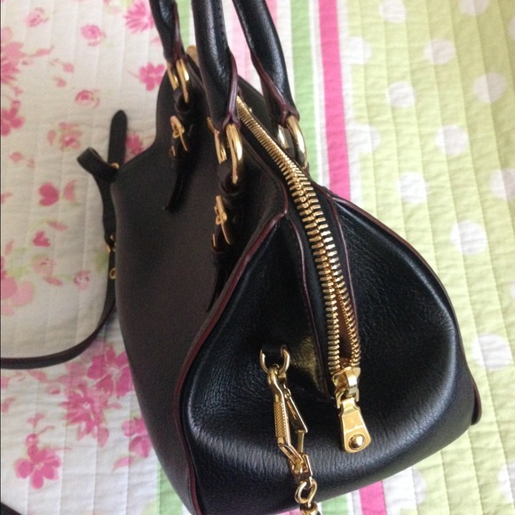 Miu miu purse authentic - Picture 2 of 4