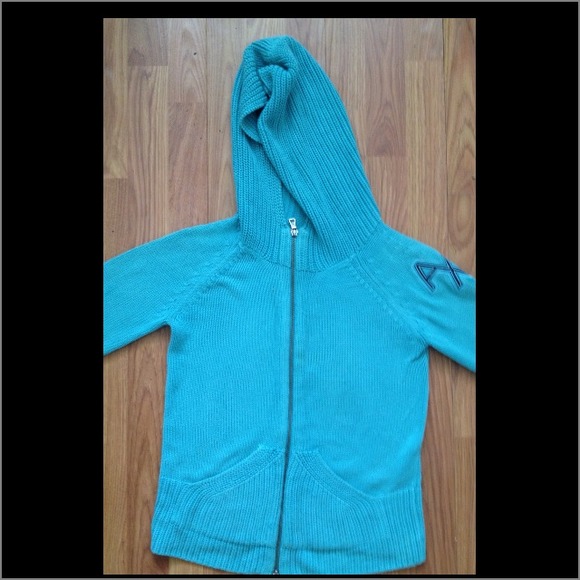 AX Sweater
