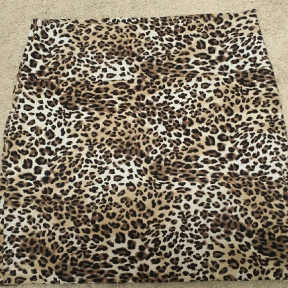 Lepoard skirt