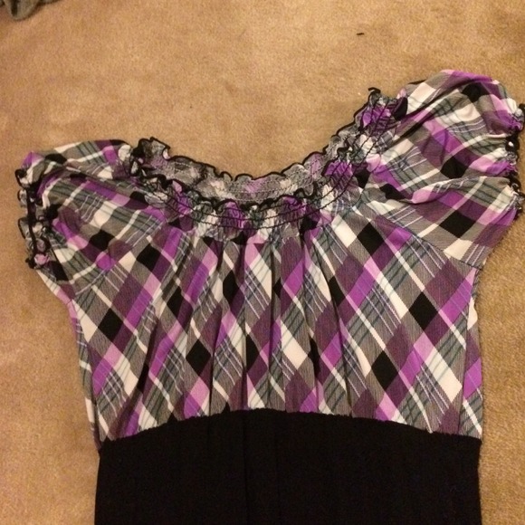 Plaid top - Picture 2 of 3