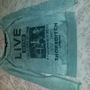 Volcom long sleeve top