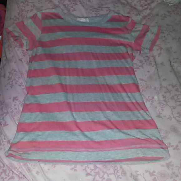 Short sleeve shirt