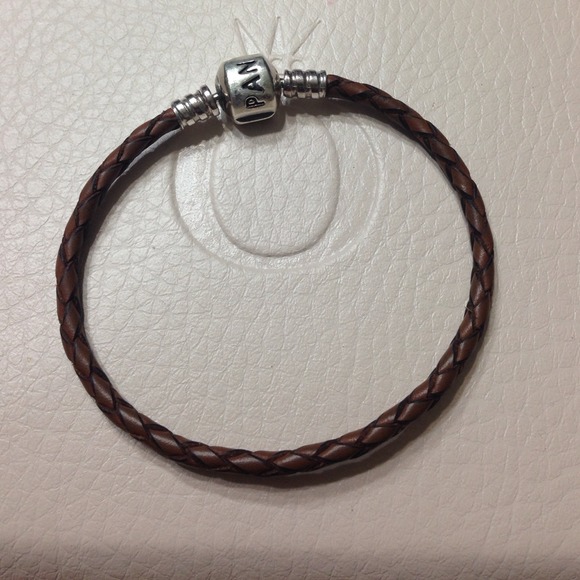 Pandora brown leather bracelet size 6.8