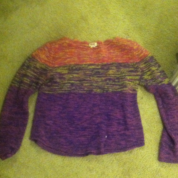 Multi I colored sweater