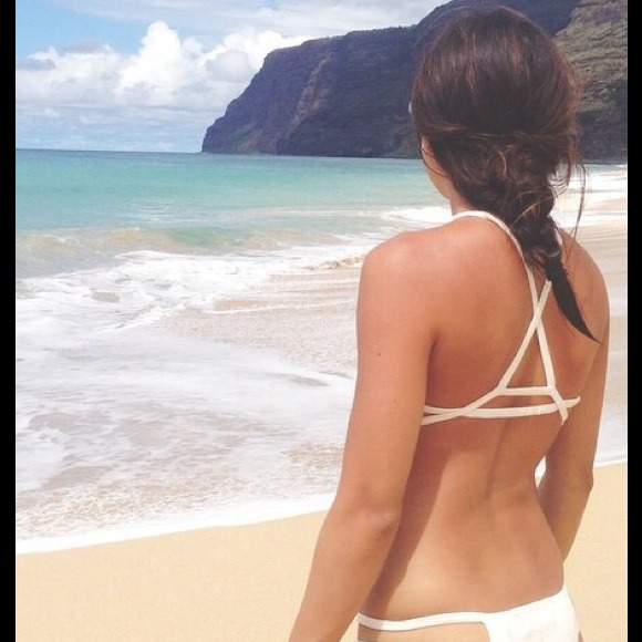 ☀️KEEPING FOR NOW☀️STONE COLD FOX x BEACH RIOT - Picture 2 of 2