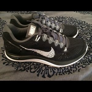 Womens Nike Lunarglide5