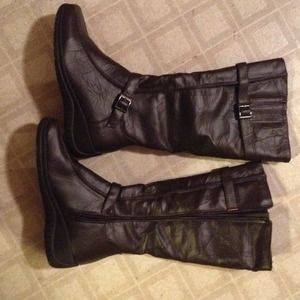 🚫sold in bundle🚫NWT brown tall boots
