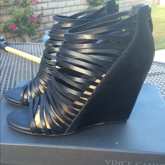Vince camuto
