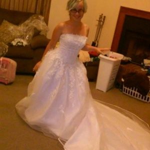 Wedding dress