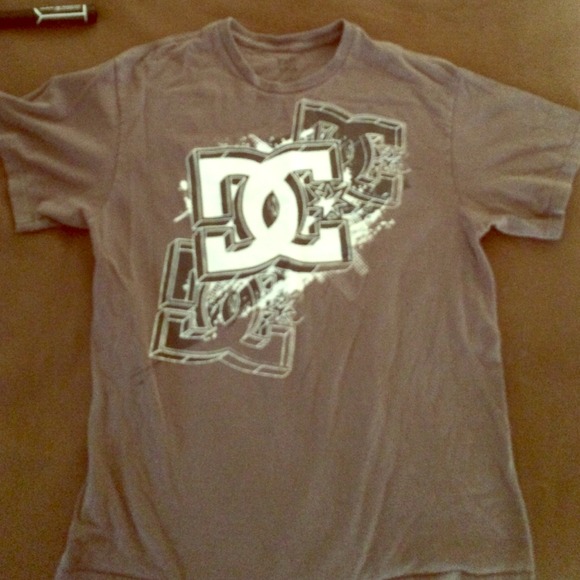 DC top $8