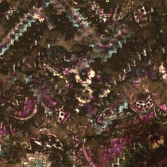 Lace razor back tank - Picture 2 of 2