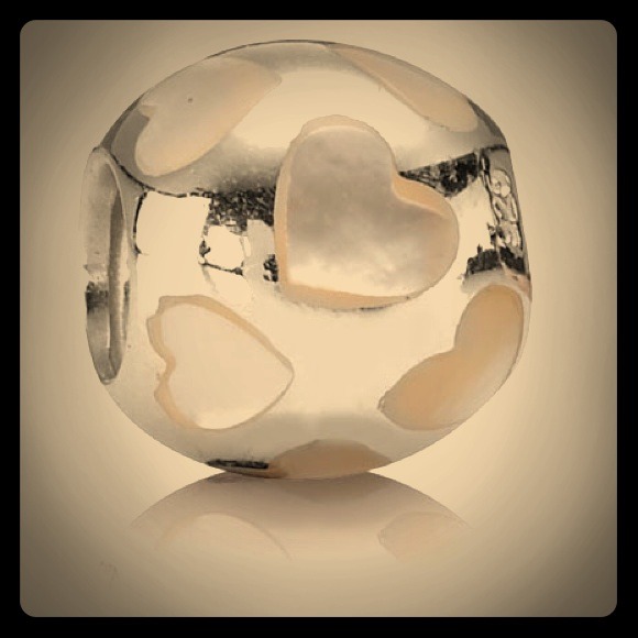 Pandora Mother of Pearl Heart