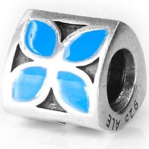 Pandora Enamel Flower