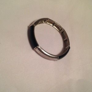 Black and silver lia Sophia stretch bracelet