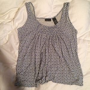 blue and white flowy shirt