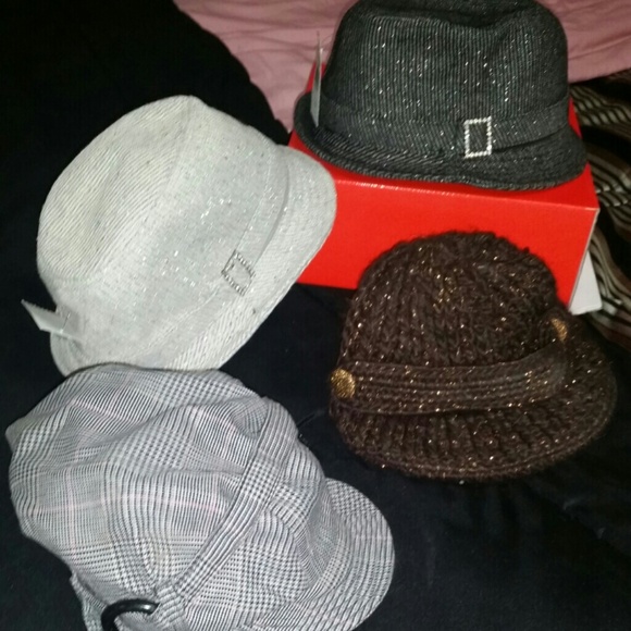 ***BUNDLE hats