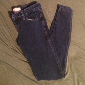 Hollister jeggings, size 1, better fit a size 0